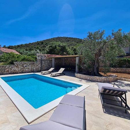 Villa Olive Tree - House With Pool Vinišće Esterno foto