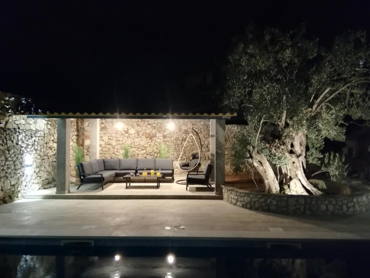 Villa Olive Tree - House With Pool Vinišće Esterno foto